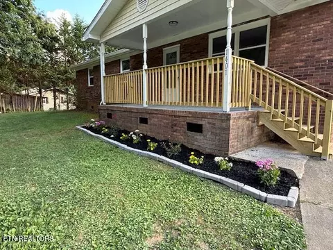 1401 Old Piney Rd, Maryville, TN 37803