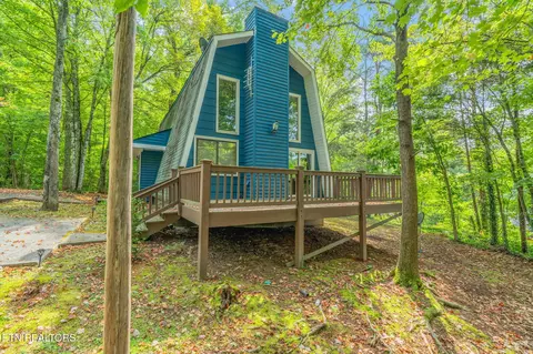 10832 Carmichael Rd, Knoxville, TN 37932