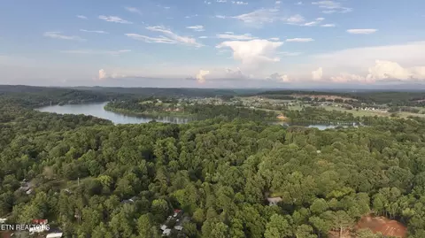 120 Dennis Dr, Kingston, TN 37763
