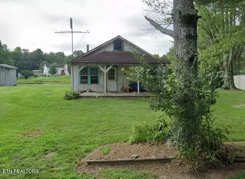 3118 Pomona Rd, Crossville, TN 38571