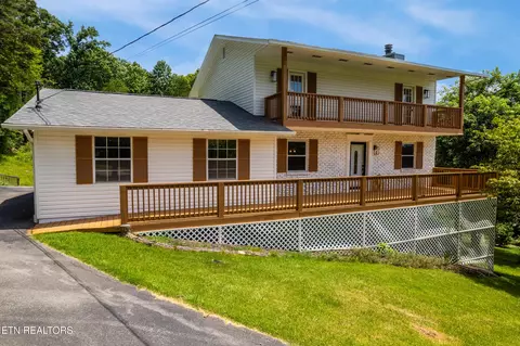 2004 Plumb Ridge Rd, Knoxville, TN 37932