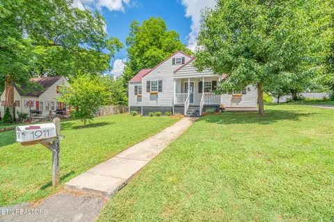 Other - 1911 Crest Rd, Maryville, TN 37804 photo 1 of 11