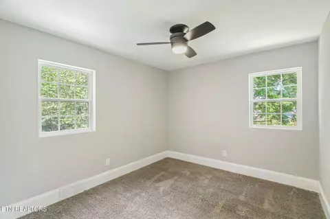 Bedroom - 1911 Crest Rd, Maryville, TN 37804 photo 1 of 3