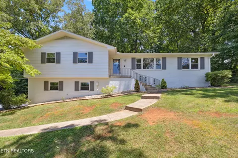 6916 Riverwood Dr, Knoxville, TN 37920