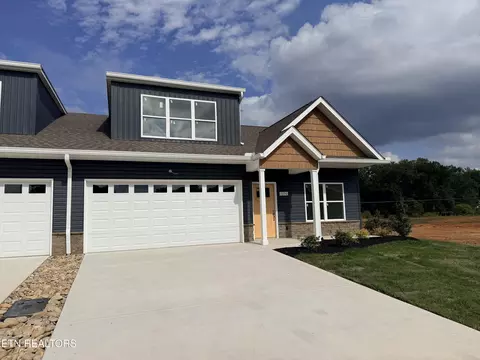 7350 Whispering Creek Ln, Powell, TN 37849
