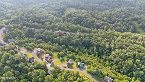 Wingspan Drive, Sevierville, TN 37862 photo 11