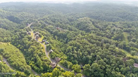 Wingspan Drive, Sevierville, TN 37862 photo 12