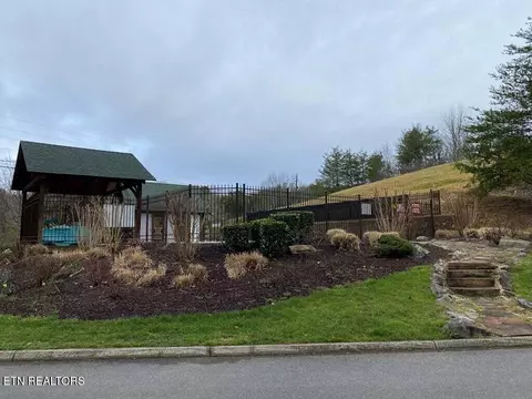 Wingspan Drive, Sevierville, TN 37862 photo 5