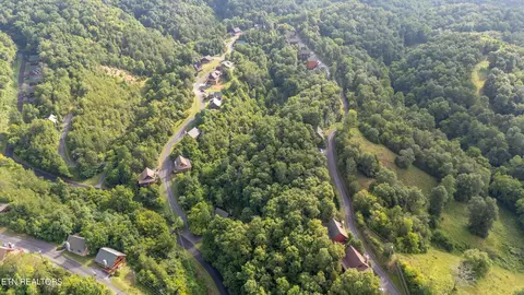 Wingspan Drive, Sevierville, TN 37862 photo 13