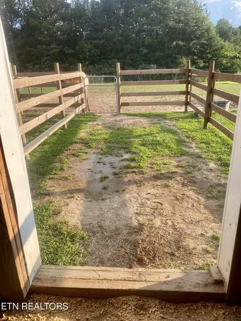 775 Genesis Rd, Lancing, TN 37770 photo 11
