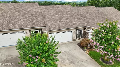 130 Chelsea Ln, Maryville, TN 37803