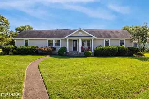 300 Riverside Dr, Clinton, TN 37716
