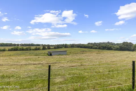 Maple Lane, Greenback, TN 37742 photo 3