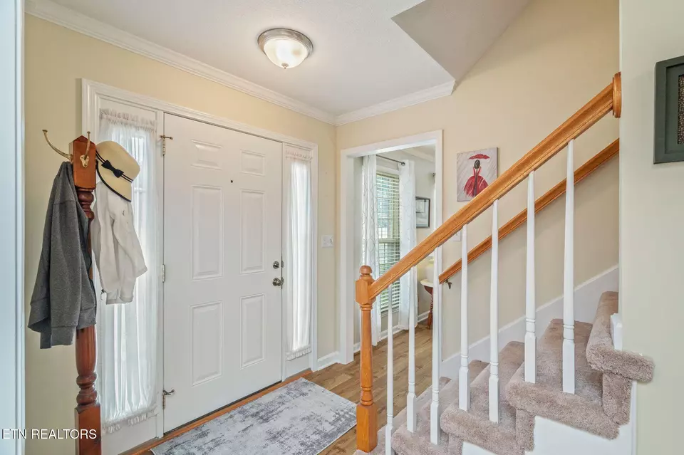 Entry Way - 102 Nantucket Way, Oak Ridge, TN 37830 photo 1 of 1