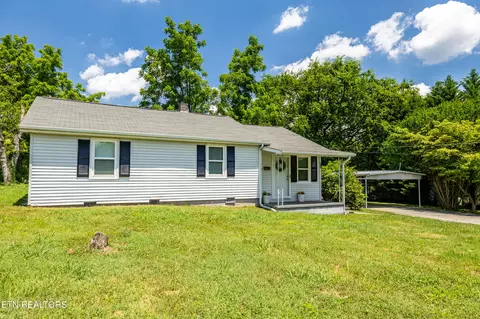 322 Abrams St, Rockford, TN 37853