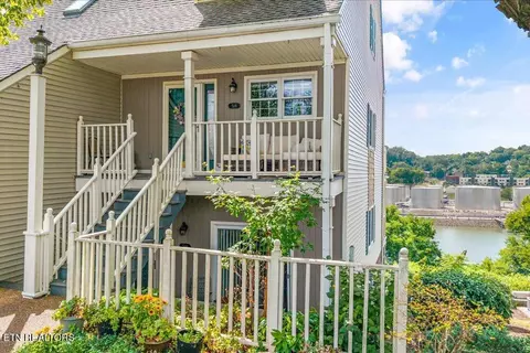 516 Riverfront Way, Knoxville, TN 37915