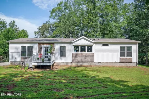 425 Simpson Rd, Sparta, TN 38583