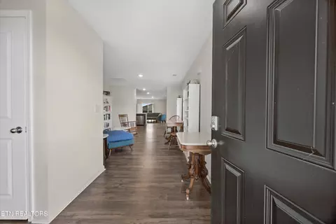 Entry Way - 248 Belle Ct, Talbott, TN 37877 photo 1 of 4
