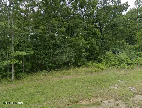 216 Westchester Dr, Crossville, TN 38558