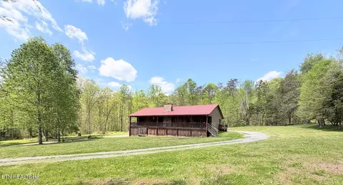 1617 Bull Run Rd, Luttrell, TN 37779