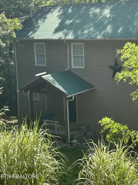 1031 Big Creek Rd, La Follette, TN 37766