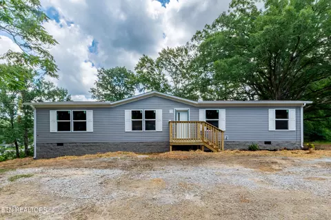 200 Burnett Ln, Oneida, TN 37841
