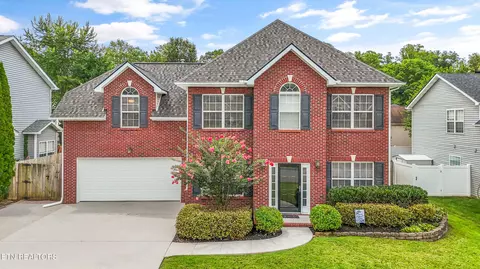 5918 Gray Gables Dr, Knoxville, TN 37931