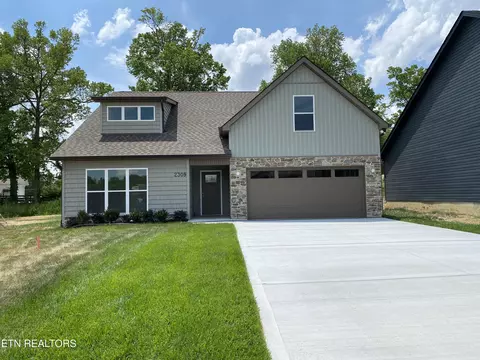 2309 Lena George Ln, Knoxville, TN 37931