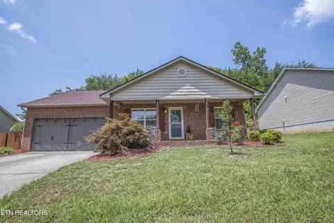 8811 Spindlewood Ln, Knoxville, TN 37924