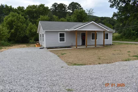 108 Bradys Way, Harriman, TN 37748