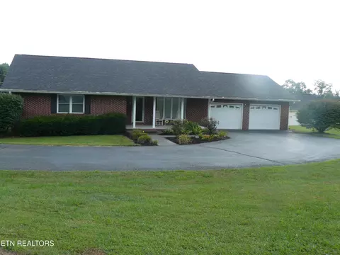 218 Adair Dr, New Tazewell, TN 37825