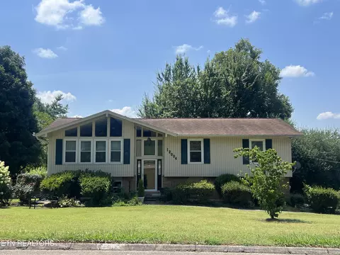 12004 Midhurst Dr, Knoxville, TN 37934