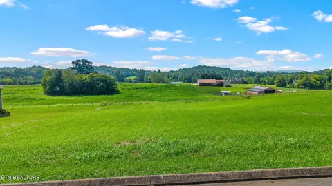 Oakwood Drive, Madisonville, TN 37354