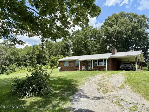 844 Jim Pressnell Rd, Tazewell, TN 37879