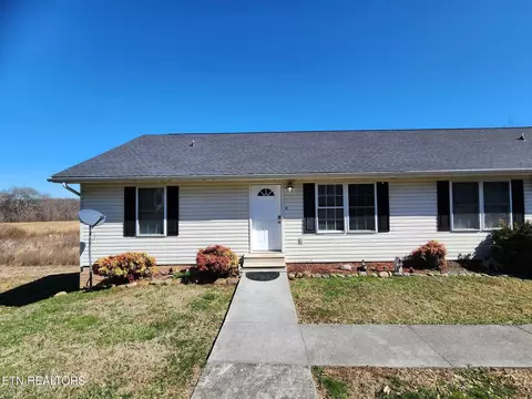 2904 Boyds Creek Hwy #4, Sevierville, TN 37876