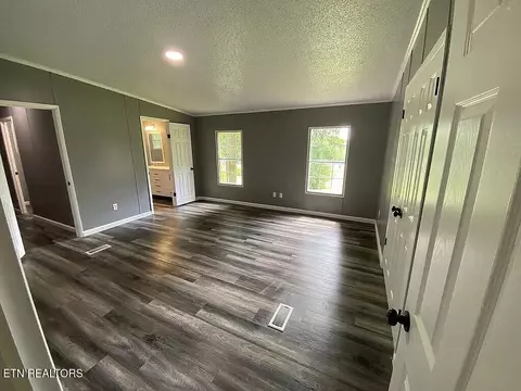 717 Ross Ln, Winfield, TN 37892 photo 10