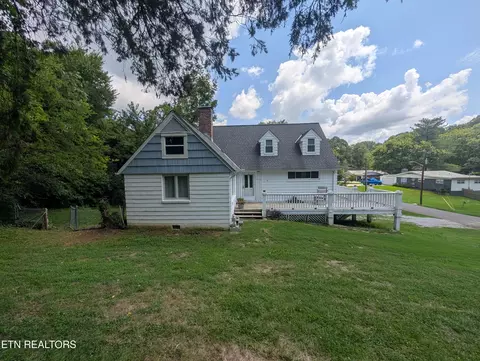 216 Brown Mountain Loop Rd, Knoxville, TN 37920