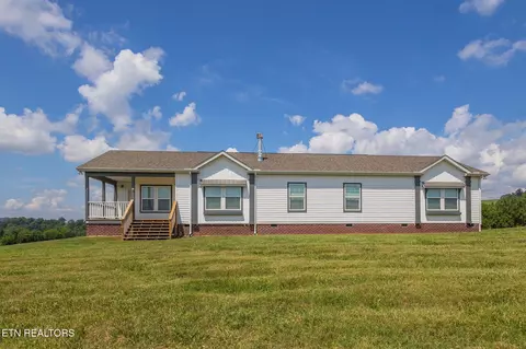 1702 Howell River Rd, Rutledge, TN 37861