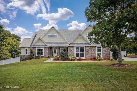 1069 River Bend Dr, Cookeville, TN 38506