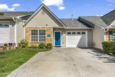 6331 Sky Song Ln, Knoxville, TN 37914