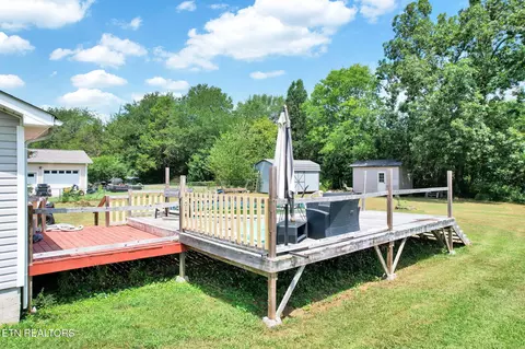 Exterior - 431 S Harmon Dr, Dunlap, TN 37327 photo 3 of 4