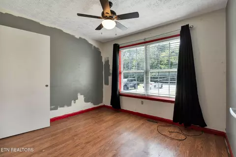 Bedroom - 431 S Harmon Dr, Dunlap, TN 37327 photo 4 of 4