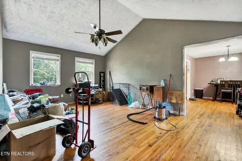 Living - 431 S Harmon Dr, Dunlap, TN 37327 photo 1 of 1