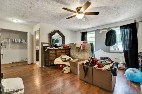 Bedroom - 431 S Harmon Dr, Dunlap, TN 37327 photo 3 of 4