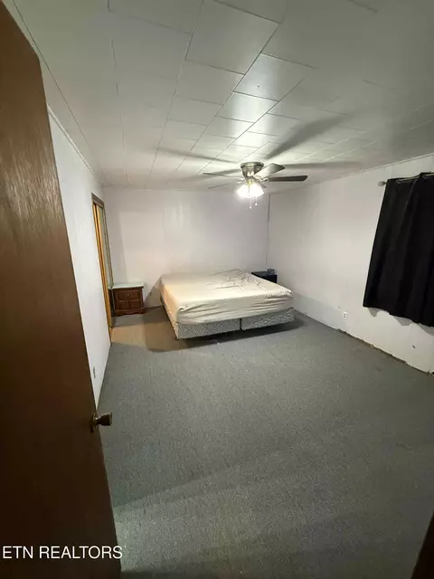 Bedroom - 135 Duncan Ln, Oneida, TN 37841 photo 1 of 3