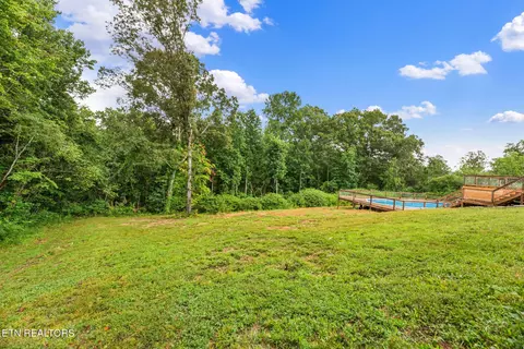 Exterior - 9906 Heiskell Rd, Heiskell, TN 37754 photo 12 of 13