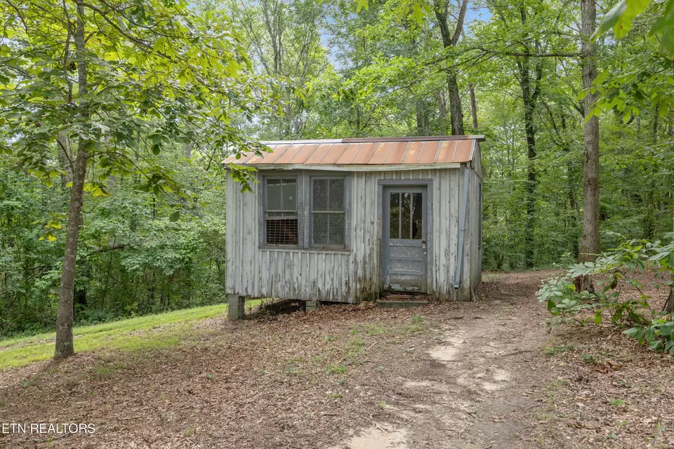 Exterior - 266 Dogwood Rd, Rockwood, TN 37854 photo 6 of 6