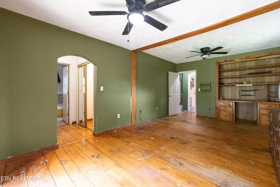 Bedroom - 266 Dogwood Rd, Rockwood, TN 37854 photo 1 of 6