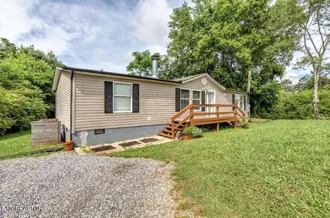 7038 NW Seaver Dr, Knoxville, TN 37909