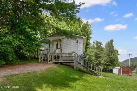 337 N Murray St, Gainesboro, TN 38562